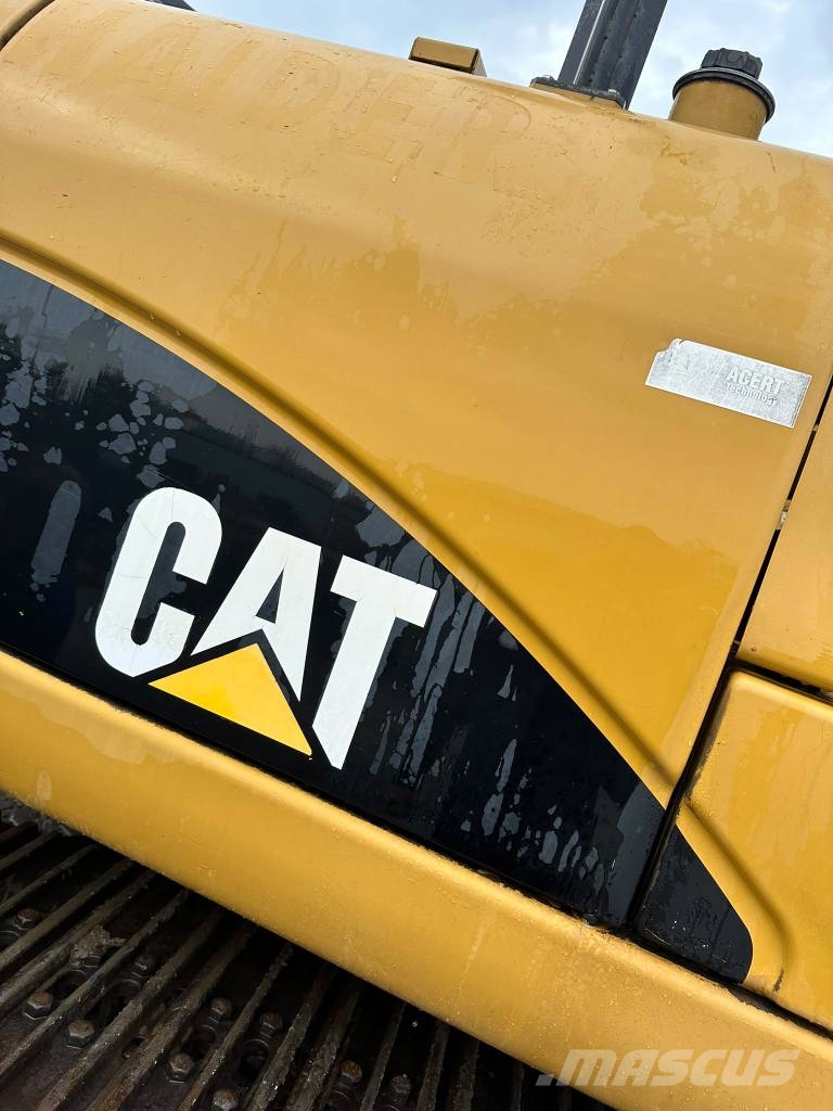 CAT 320DL Raupenbagger