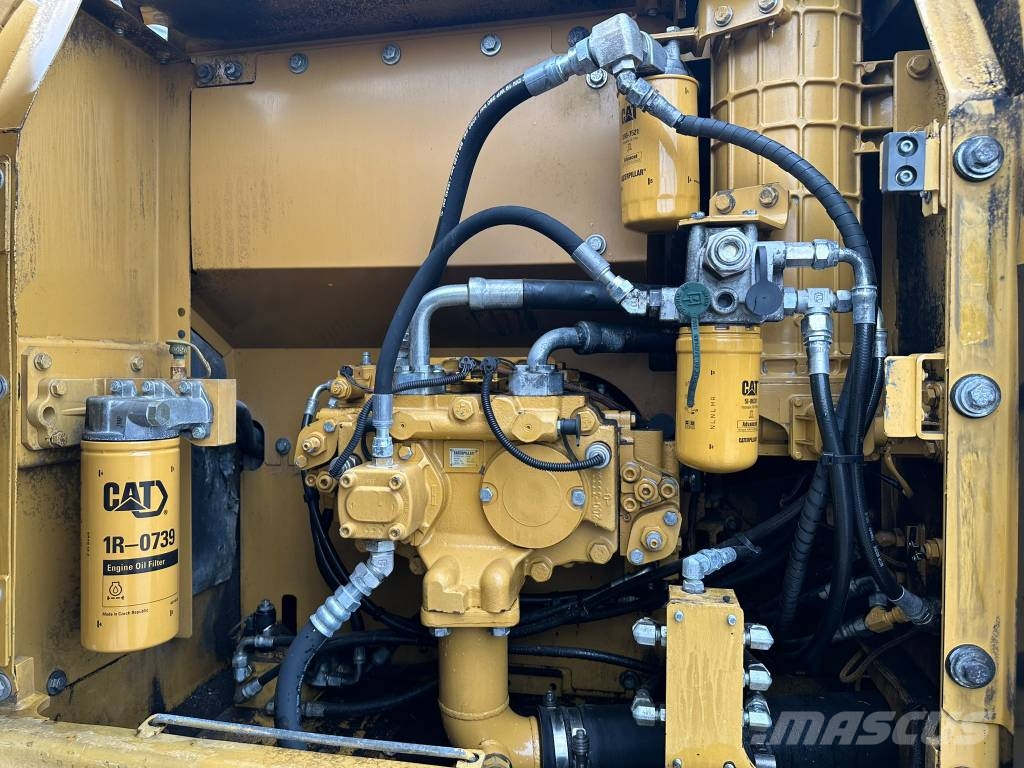 CAT 320DL Raupenbagger