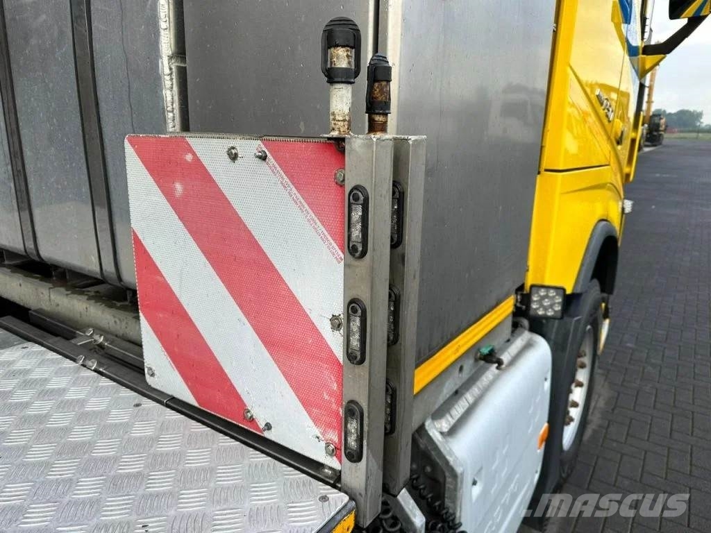 Volvo FH 16.750 8X4 HEAVY DUTY TRACTOR/SZM/TREKKER Prime Movers