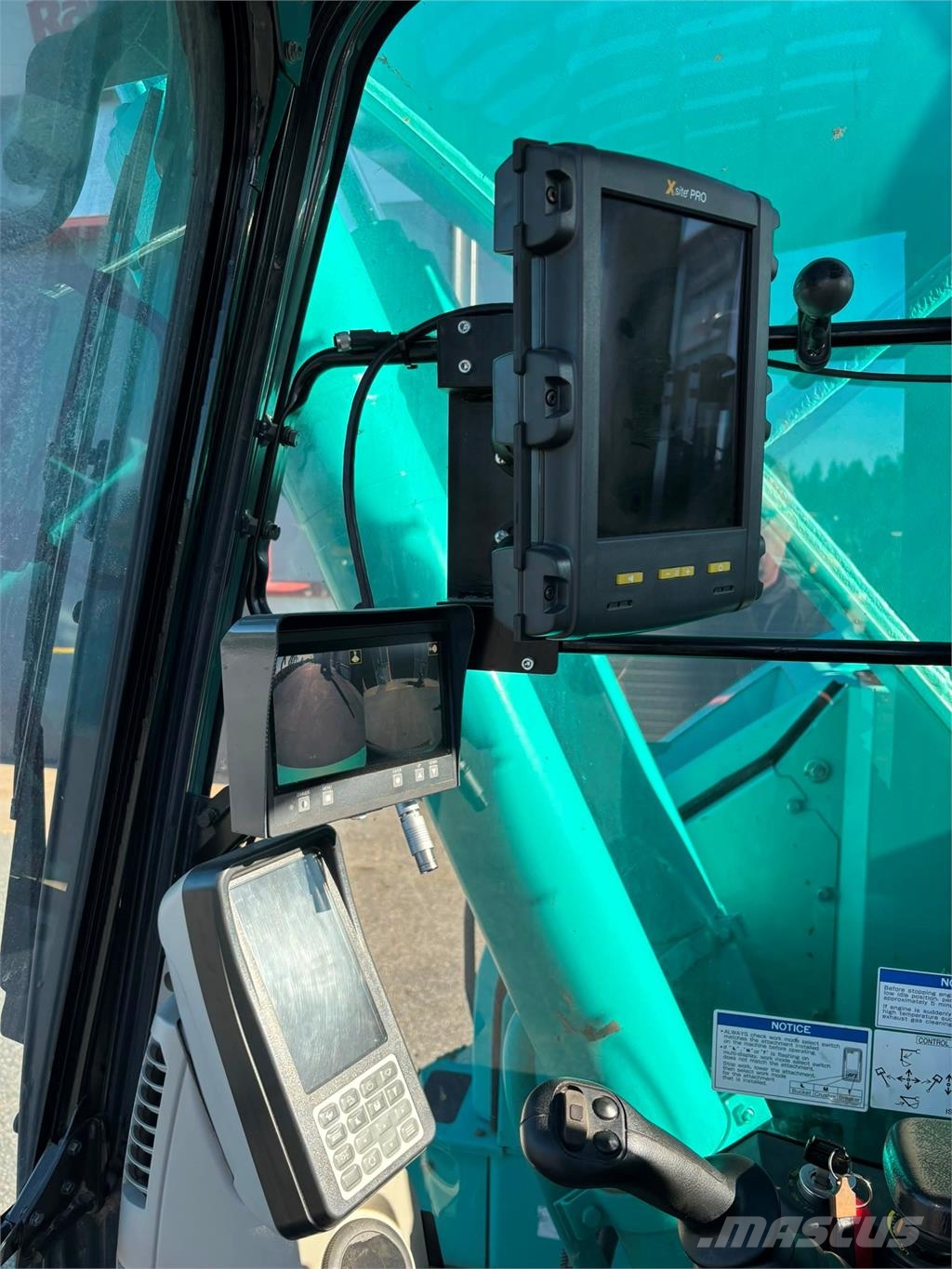 Kobelco SK270SRLC-5 Crawler excavators