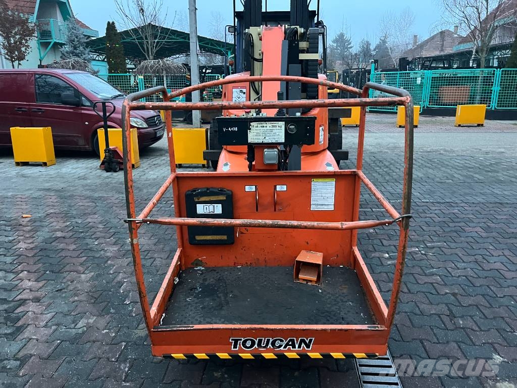 JLG TOUCAN 1210 V-4138 FOR EXPORT ONLY EO Вертикальні щоглові підйомники