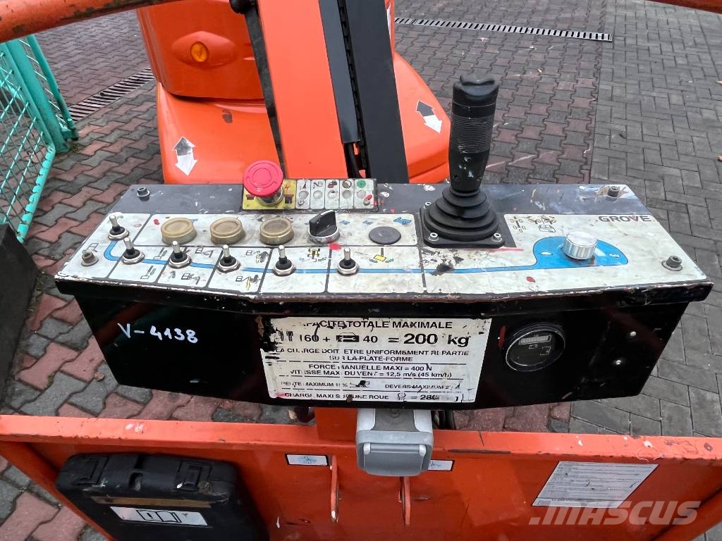 JLG TOUCAN 1210 V-4138 FOR EXPORT ONLY EO Вертикальні щоглові підйомники