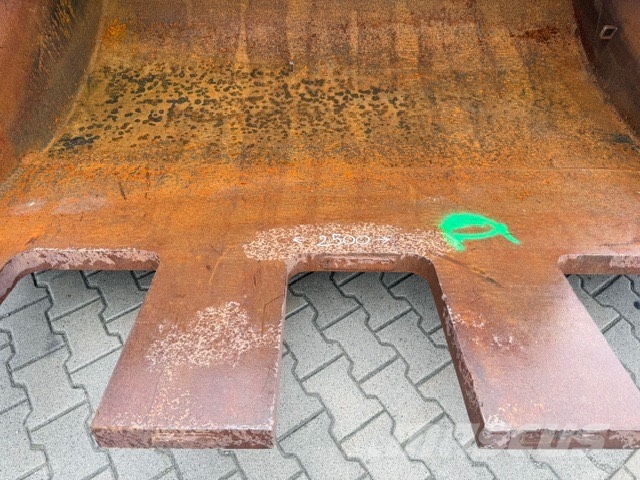 Volvo EC 700 USED BUCKET جرافات عكسية