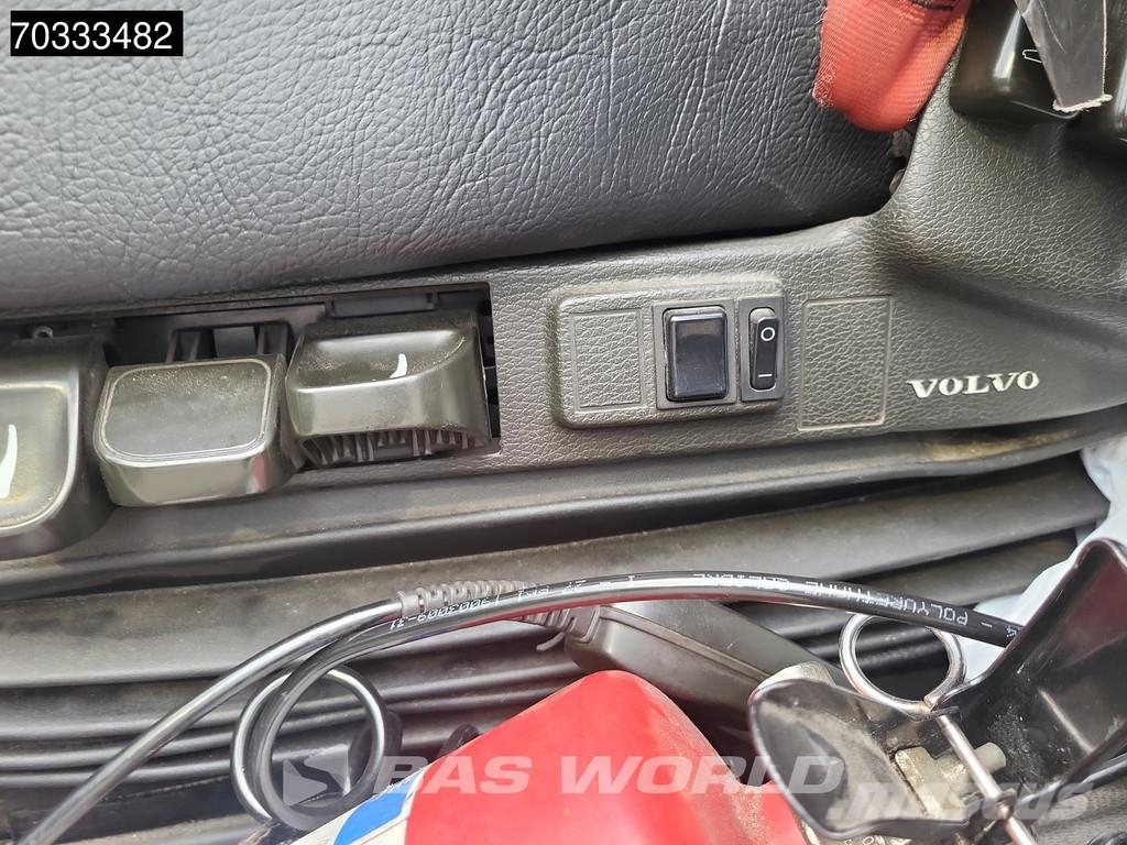 Volvo FM 410 FM 6X2 Machine transporter Hydraulic ramp W مركبات النقل