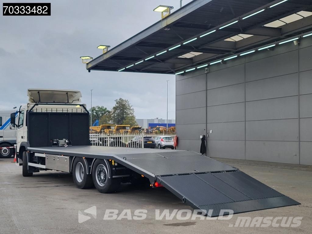 Volvo FM 410 FM 6X2 Machine transporter Hydraulic ramp W مركبات النقل