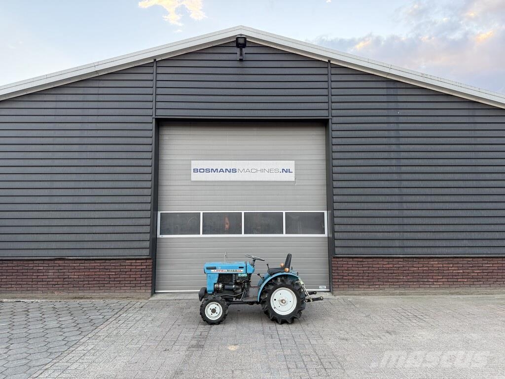 Mitsubishi D1100 FD 4WD minitractor الجرارات