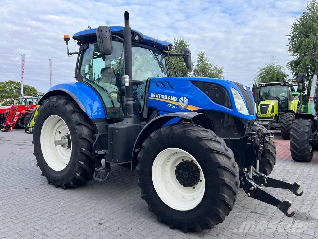 New Holland T7.230 Power Command Trattori