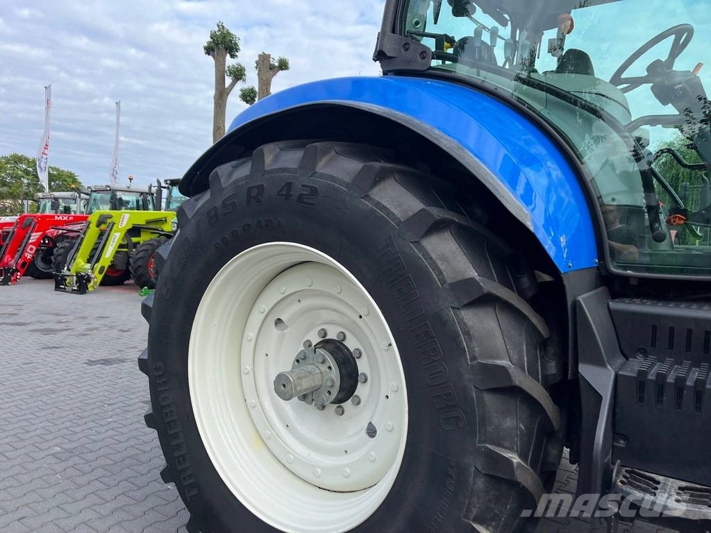 New Holland T7.230 Power Command Trattori