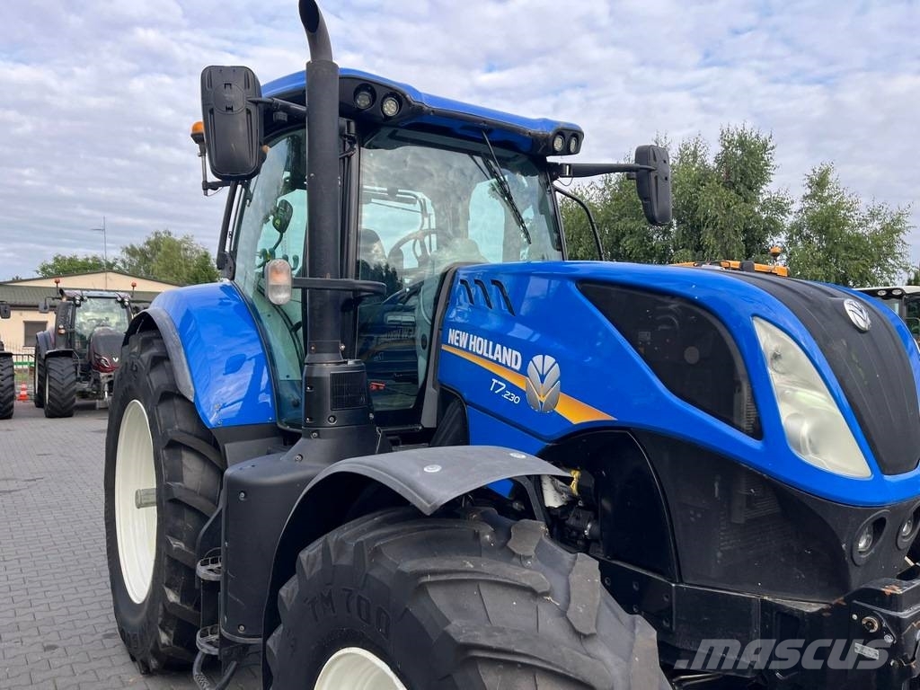 New Holland T7.230 Power Command Trattori