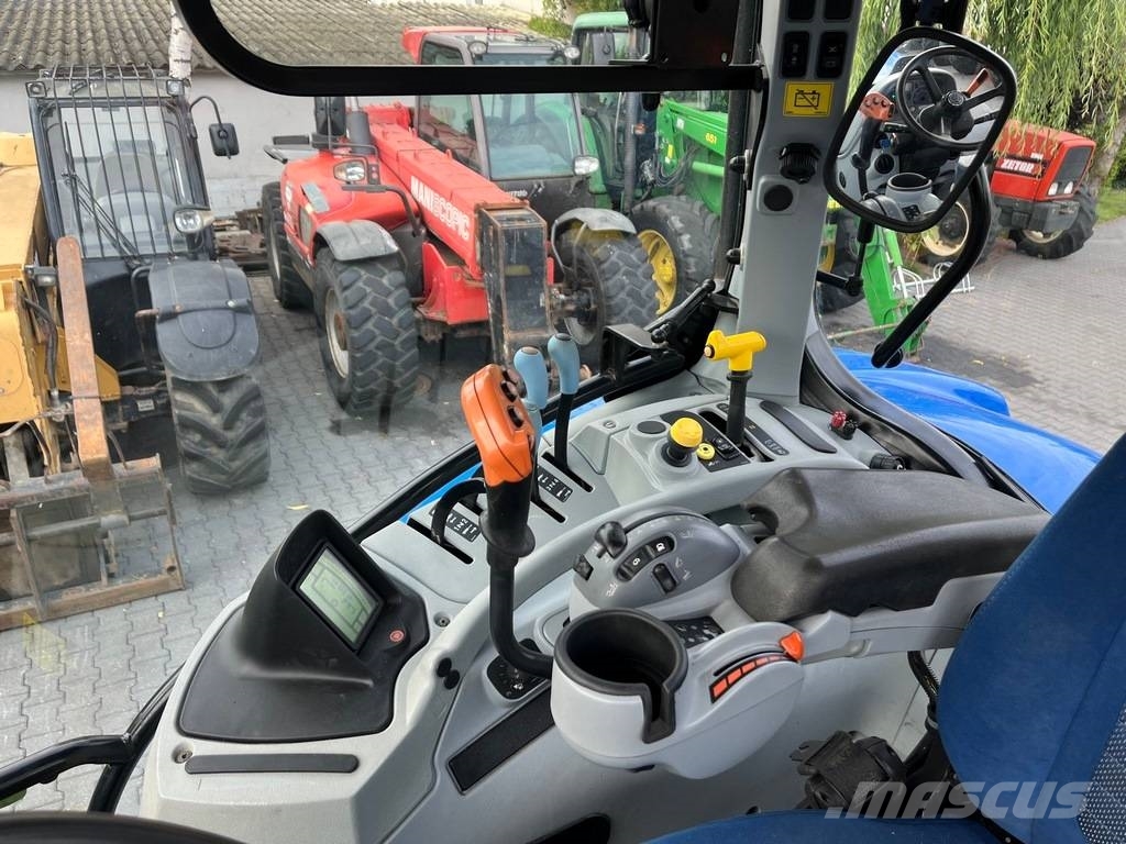 New Holland T7.230 Power Command Trattori