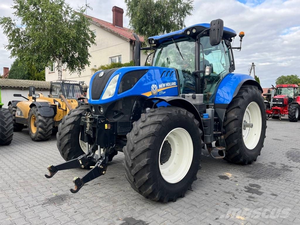 New Holland T7.230 Power Command Trattori