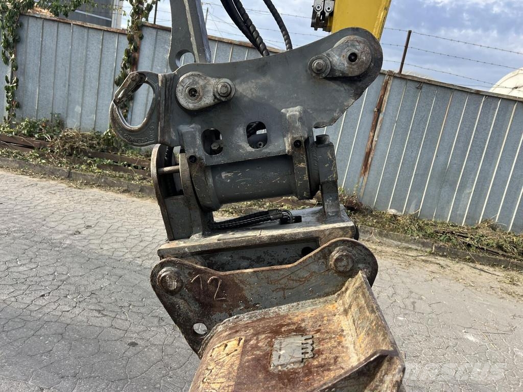 Wacker Neuson EW65 Midi rýpadla 7t - 12t