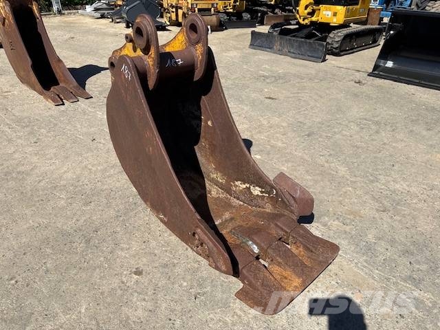 CAT 225 - 700 mm Retroexcavadoras