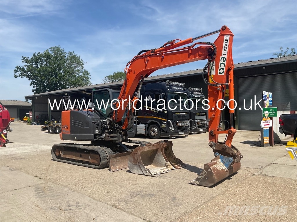 Hitachi ZX 85 US B حفارات وسط 7 طن - 12 طن