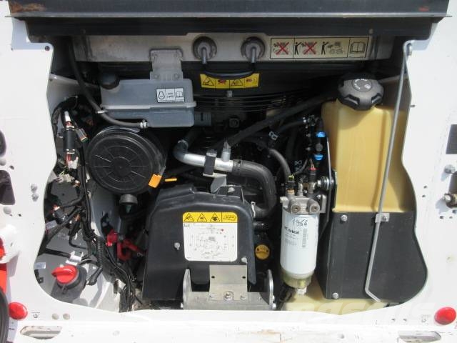 Bobcat S 76 Skid steer mini utovarivači