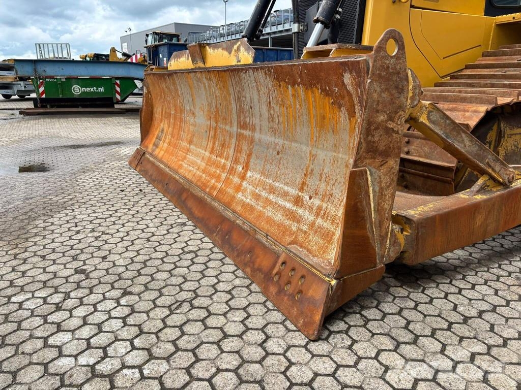 CAT D6T LGP Crawler dozers