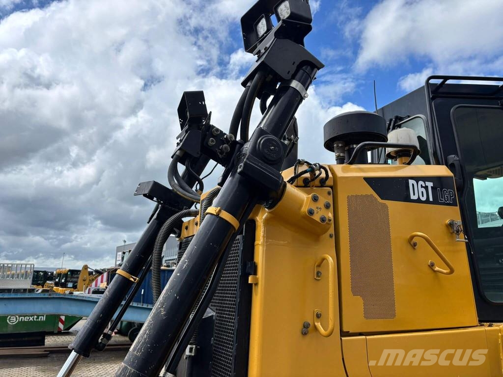 CAT D6T LGP Crawler dozers