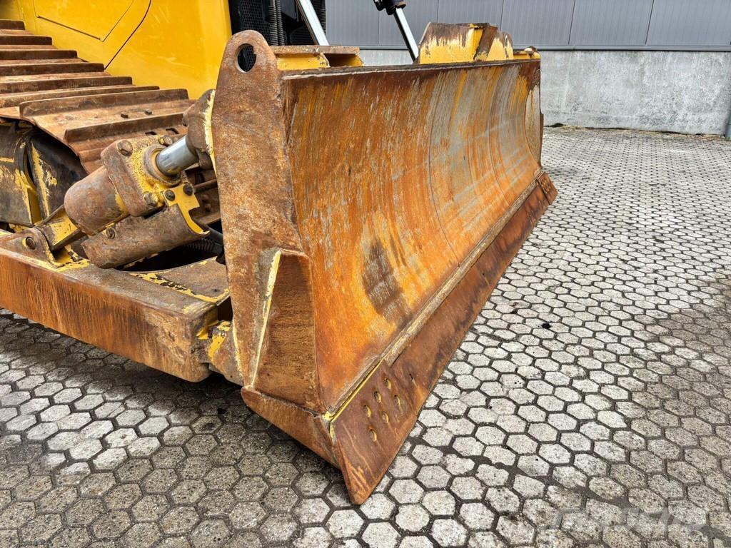 CAT D6T LGP Crawler dozers