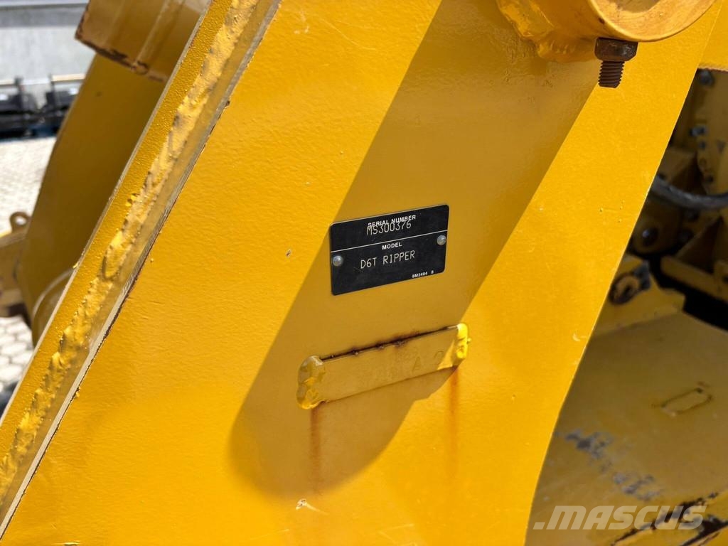 CAT D6T LGP Crawler dozers