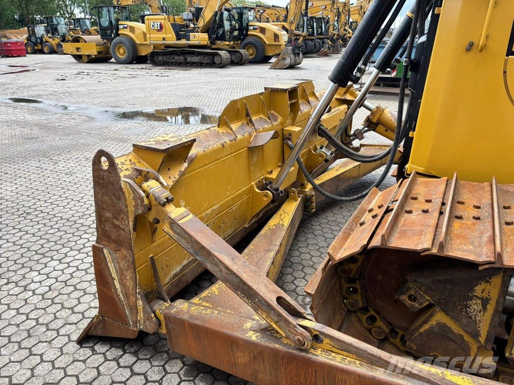 CAT D6T LGP Crawler dozers