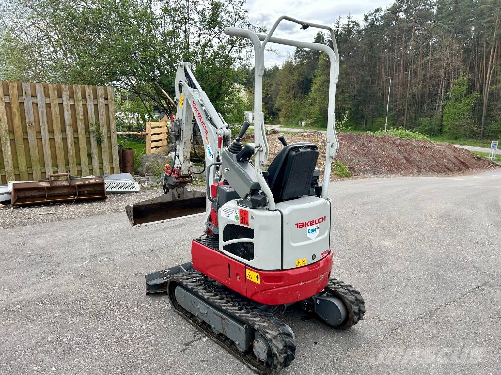 Takeuchi TB 210R V1 小型挖土機/掘鑿機<7t(小型挖掘機)