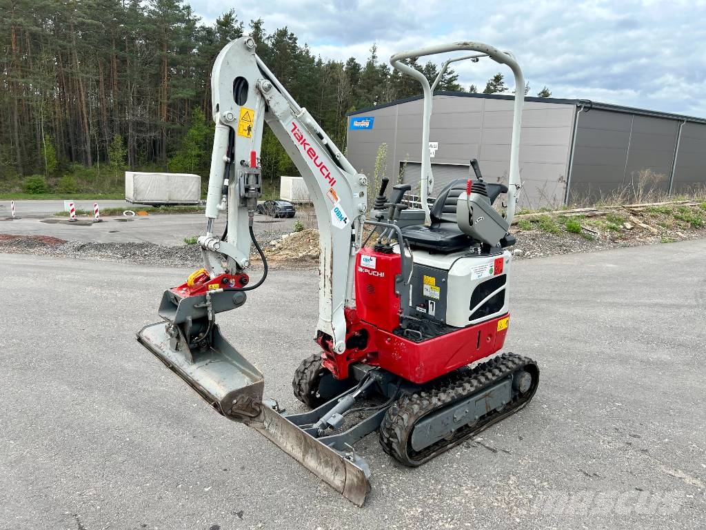 Takeuchi TB 210R V1 小型挖土機/掘鑿機<7t(小型挖掘機)