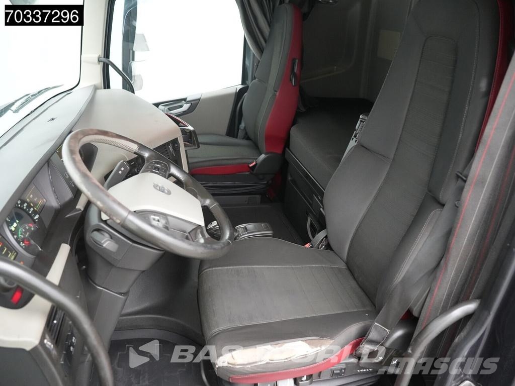 Volvo FH 500 6X2 Lift+Lenkachse 70% Tyres Nyergesvontatók