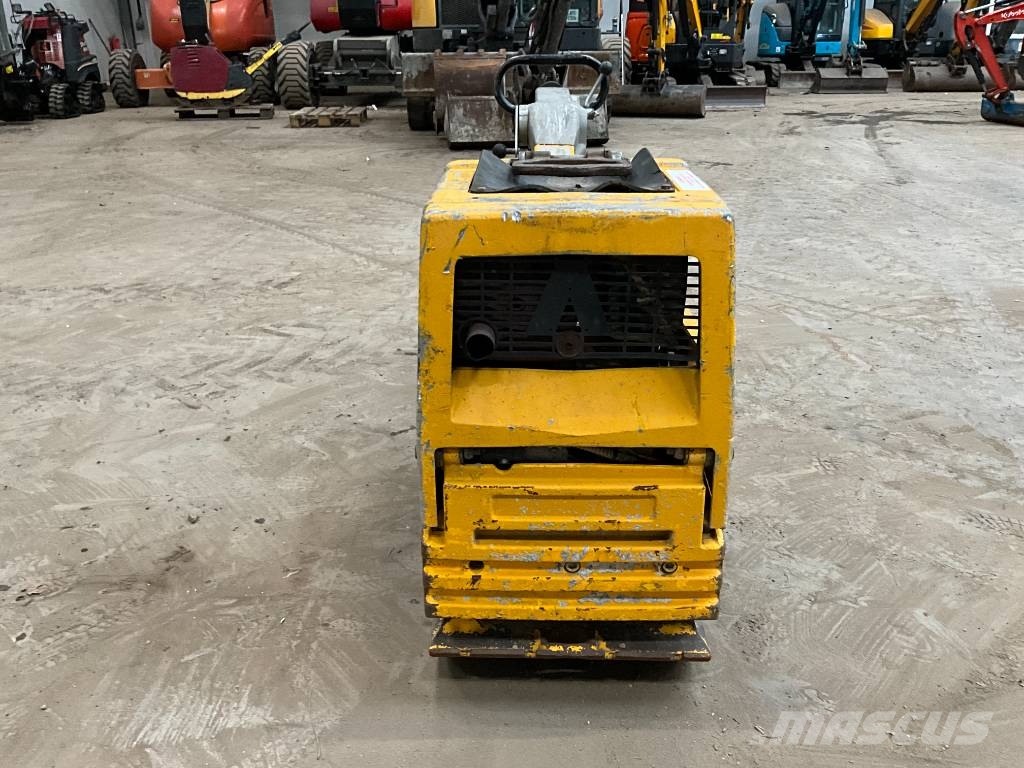 Ammann APH 50/20 دكاكات أفقية