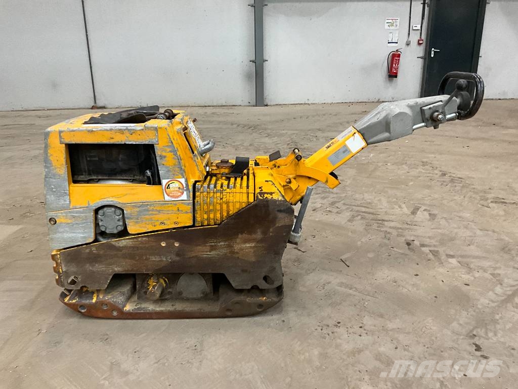 Ammann APH 50/20 دكاكات أفقية