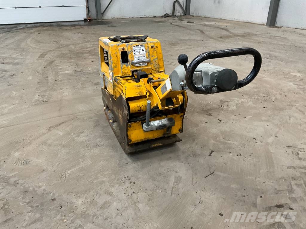 Ammann APH 50/20 دكاكات أفقية