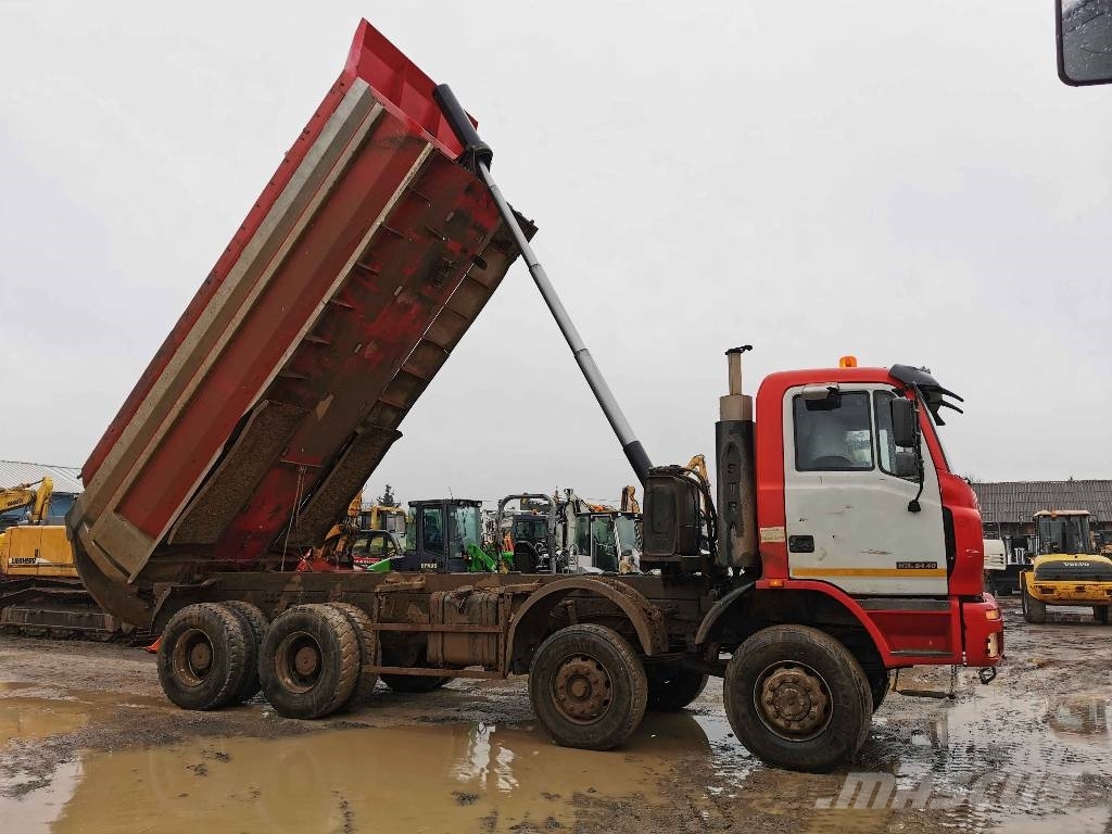 Astra HD7-C 84.40 Tipper trucks