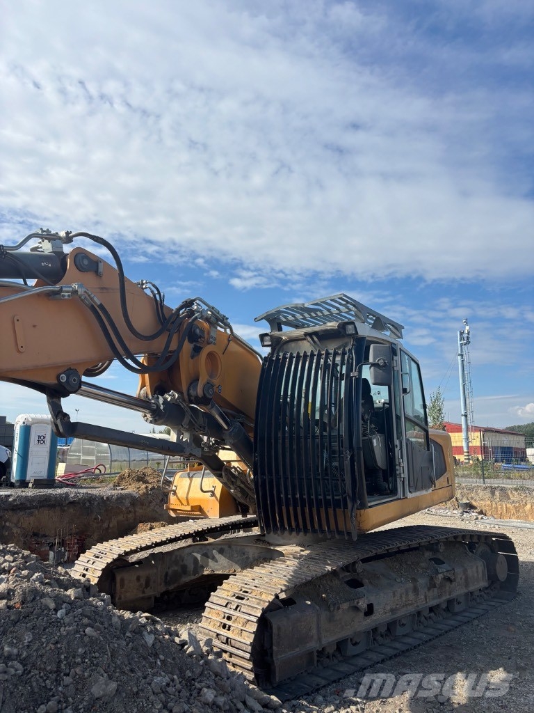 Liebherr 922 Crawler excavators