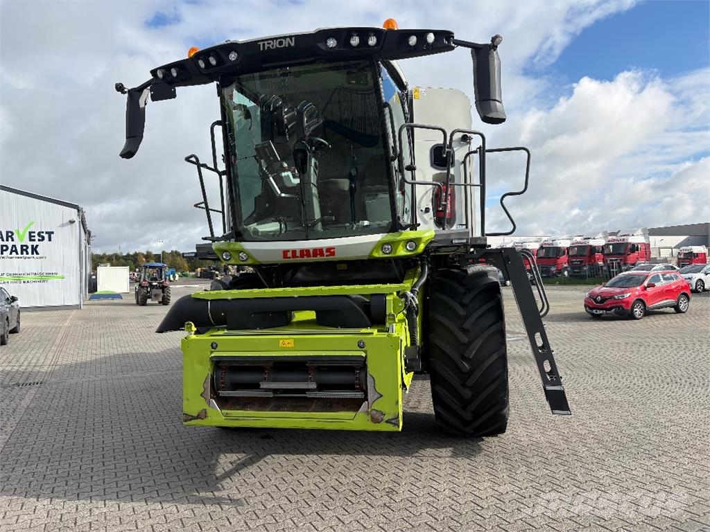 CLAAS TRION 750 *370 Trommelstunden* Combine harvesters