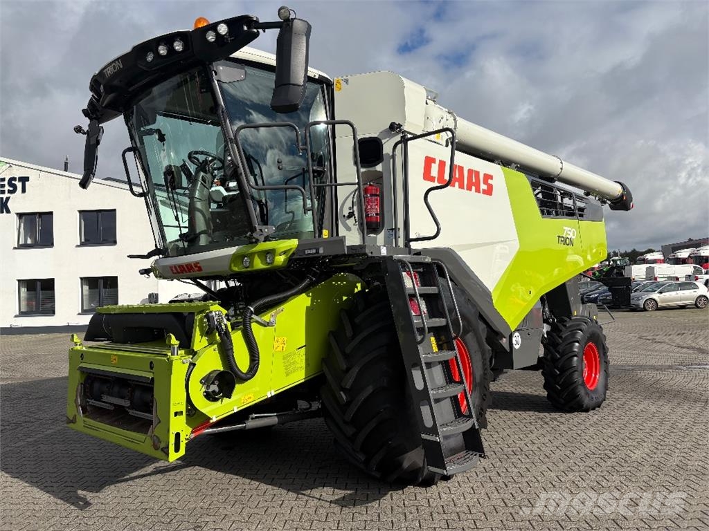 CLAAS TRION 750 *370 Trommelstunden* Combine harvesters