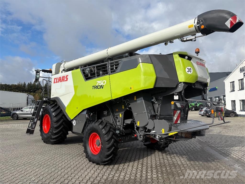 CLAAS TRION 750 *370 Trommelstunden* Combine harvesters