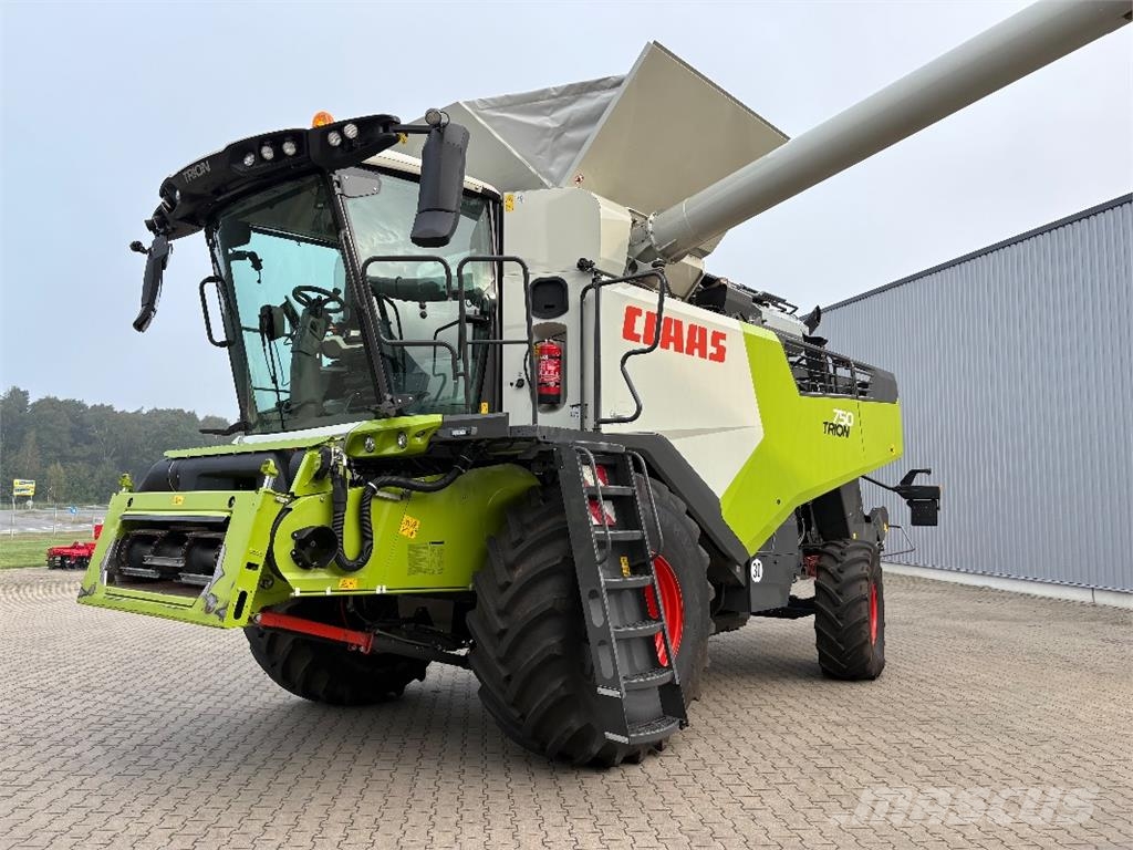 CLAAS TRION 750 *370 Trommelstunden* Combine harvesters
