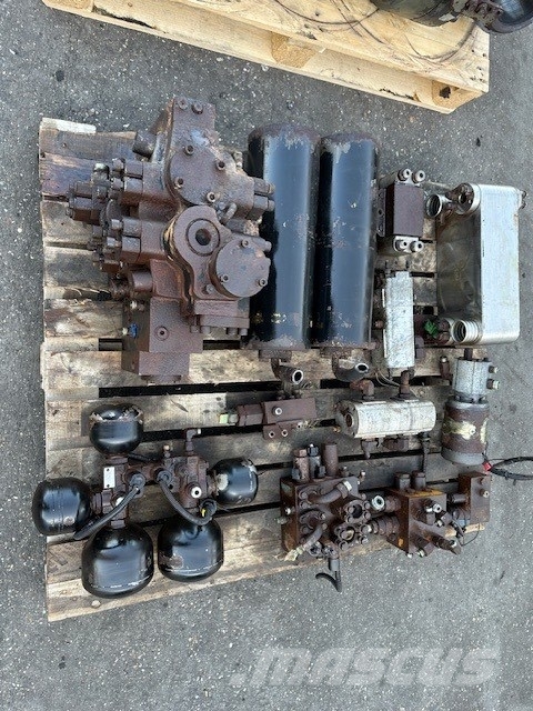 Volvo L 180 E HYDRAULIC PARTS COMPLET Hydraulik