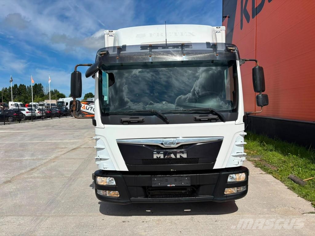 MAN TGL 8.220 4x2 BOX L=4958 mm Skåpbilar