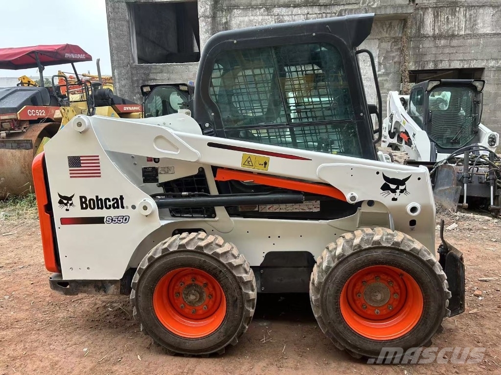 Bobcat S 550 Liukuohjatut kuormaajat