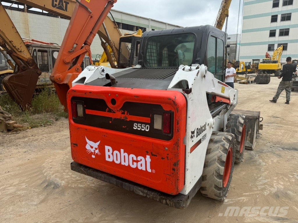 Bobcat S 550 Liukuohjatut kuormaajat