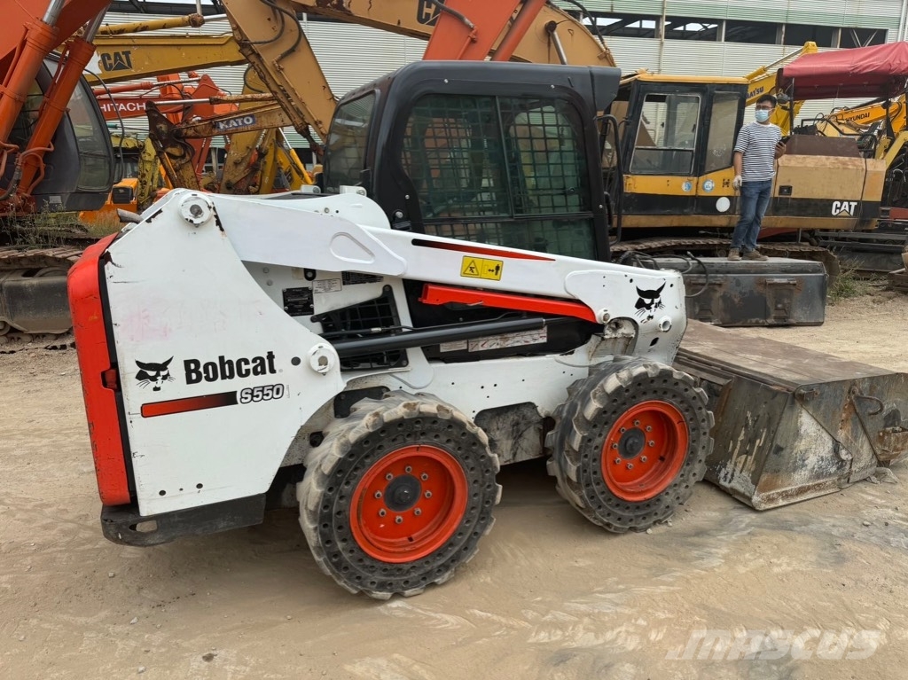 Bobcat S 550 Liukuohjatut kuormaajat