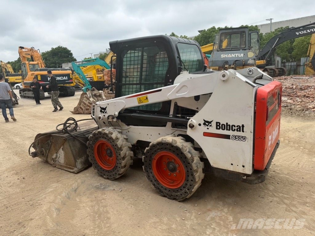 Bobcat S 550 Liukuohjatut kuormaajat
