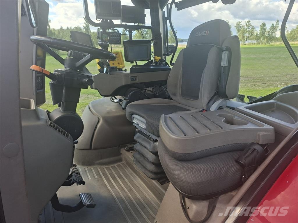 Case IH 165 Трактори