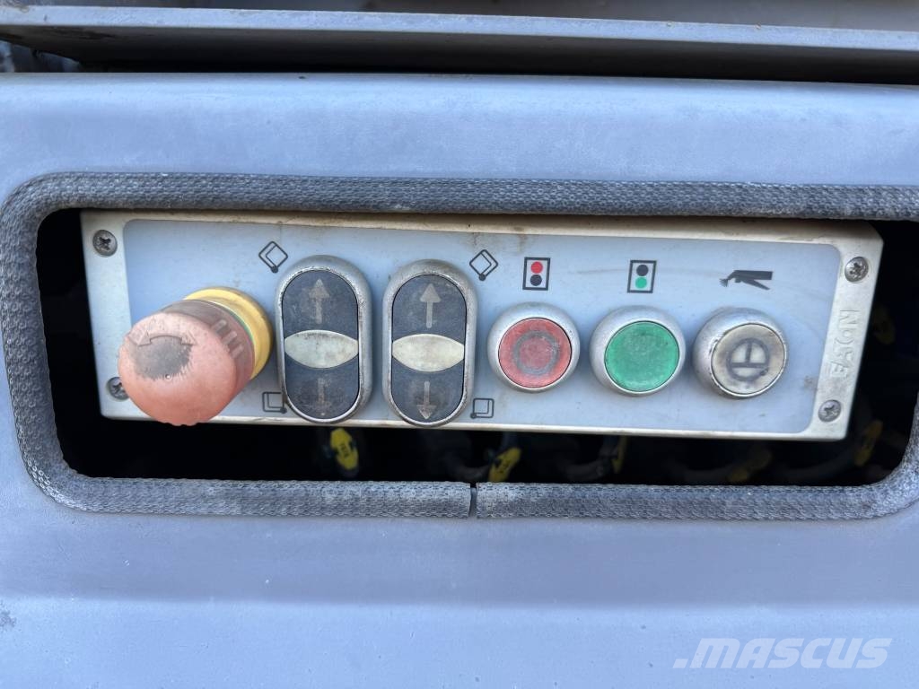 Bomag BMF 2500 S Asfaltafwerkmachines