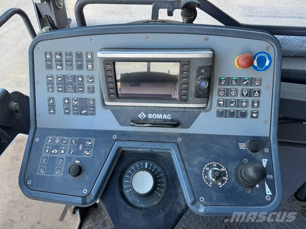 Bomag BMF 2500 S Asfaltafwerkmachines
