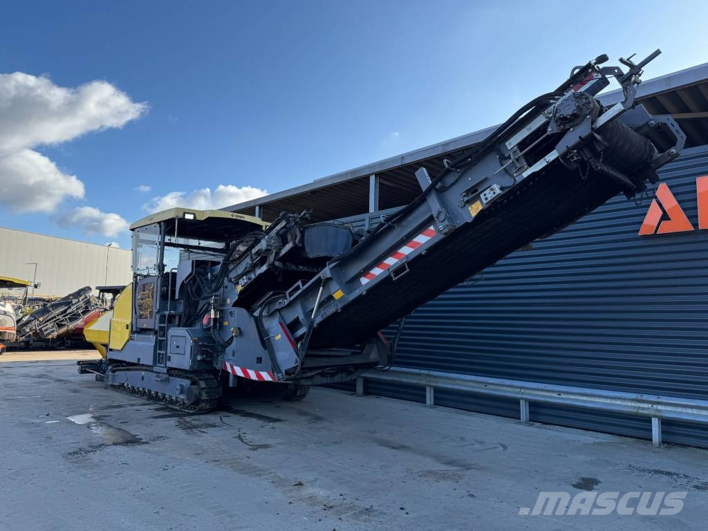Bomag BMF 2500 S Asfaltafwerkmachines