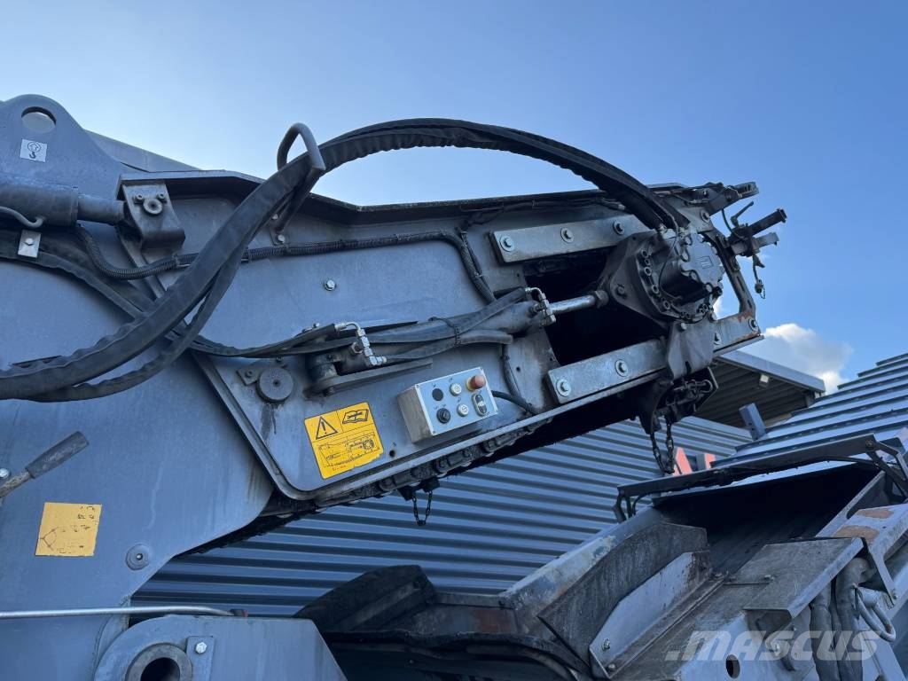 Bomag BMF 2500 S Asfaltafwerkmachines