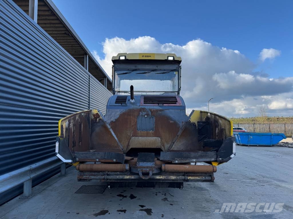Bomag BMF 2500 S Asfaltafwerkmachines