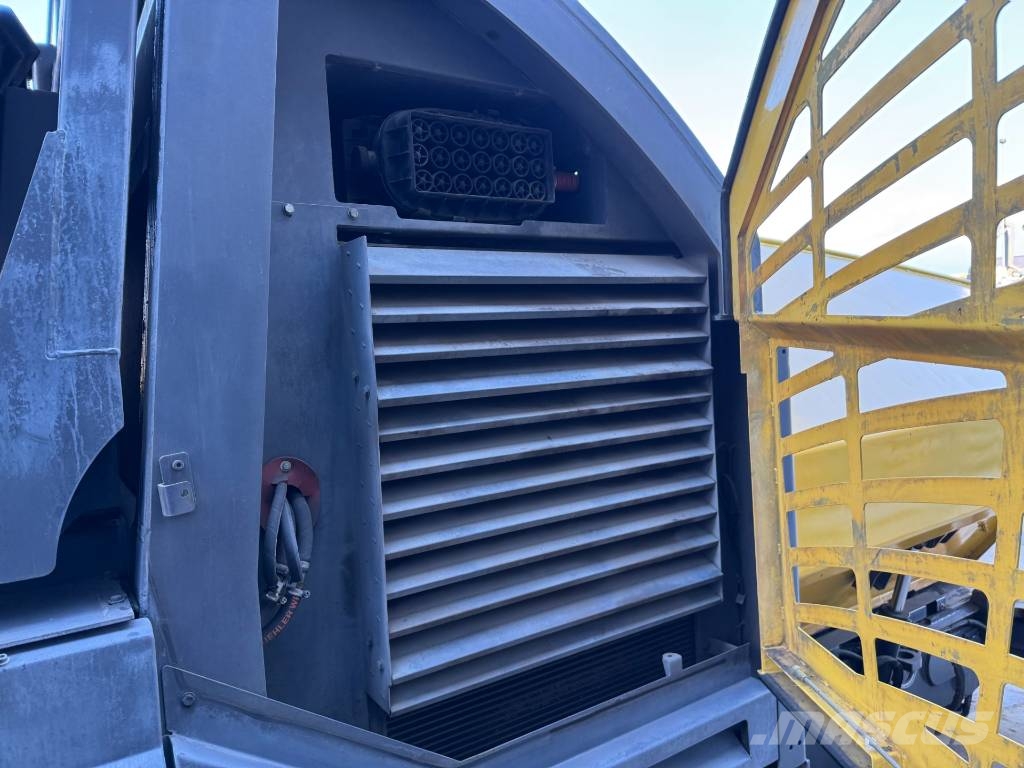 Bomag BMF 2500 S Asfaltafwerkmachines