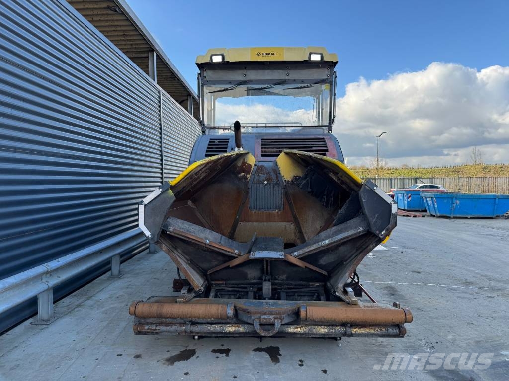 Bomag BMF 2500 S Asfaltafwerkmachines